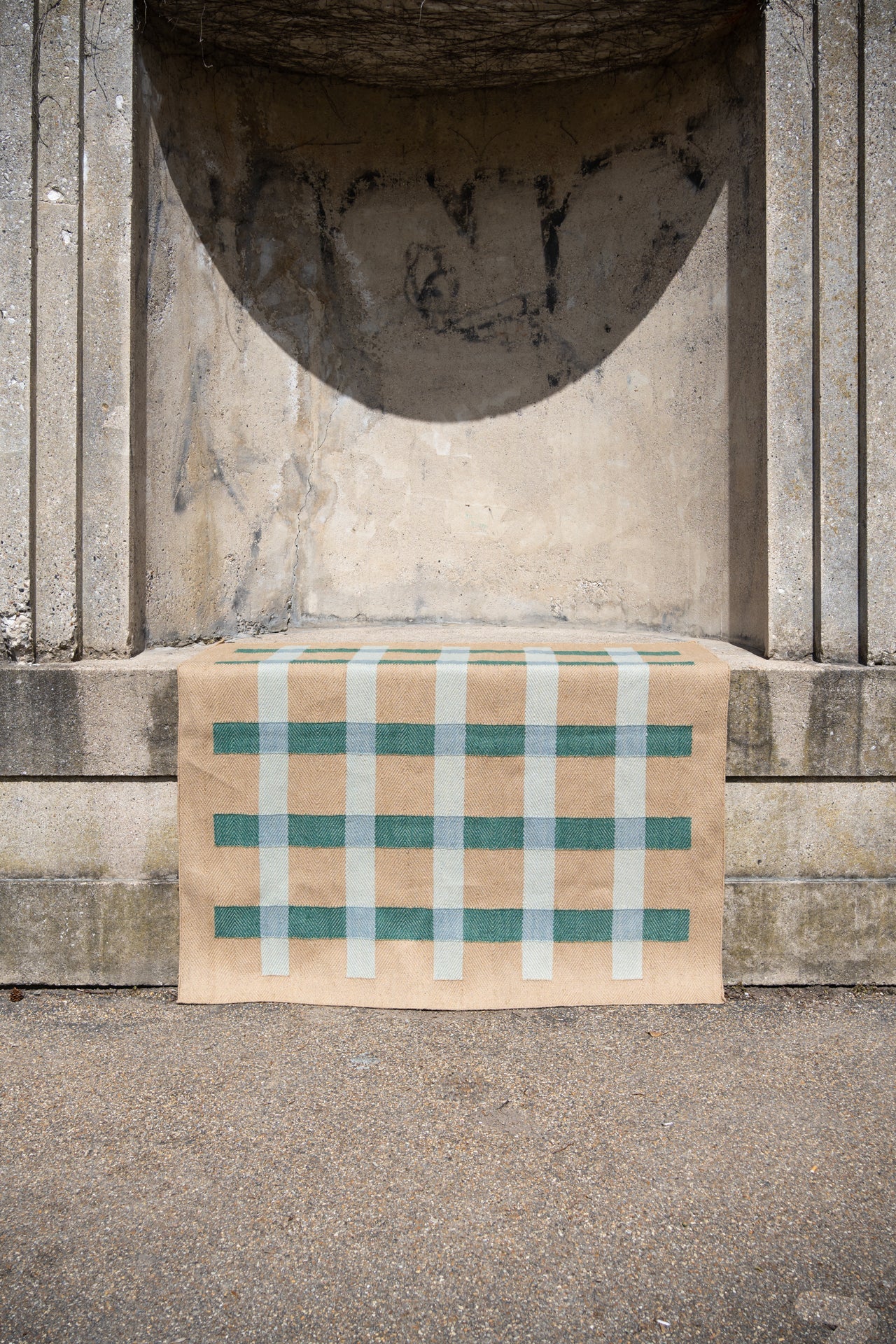 Jute Rug w. green and blue stripes