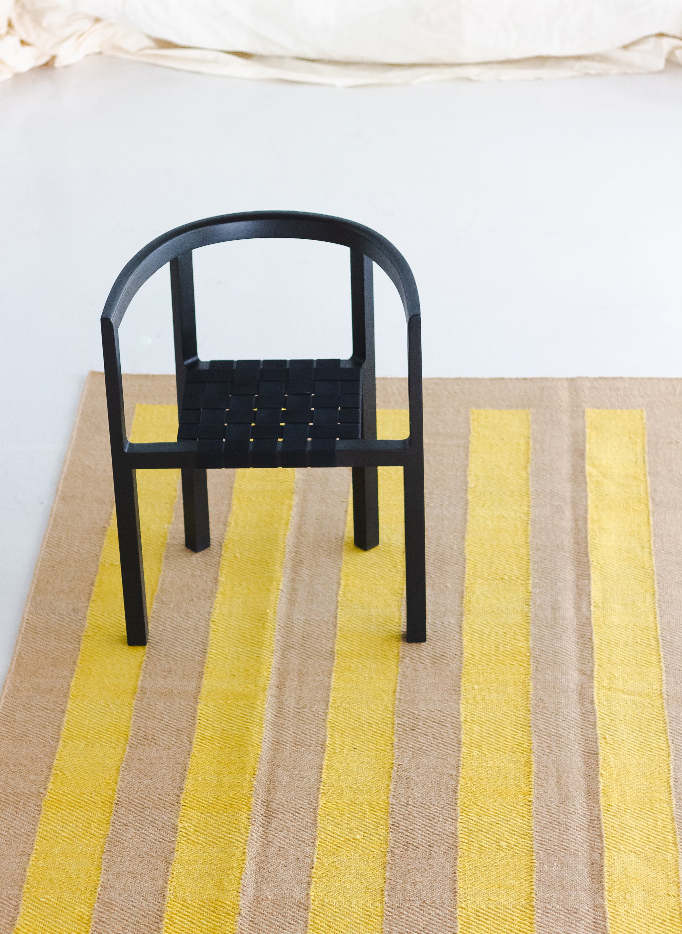 Jute Rug w. yellow stripes